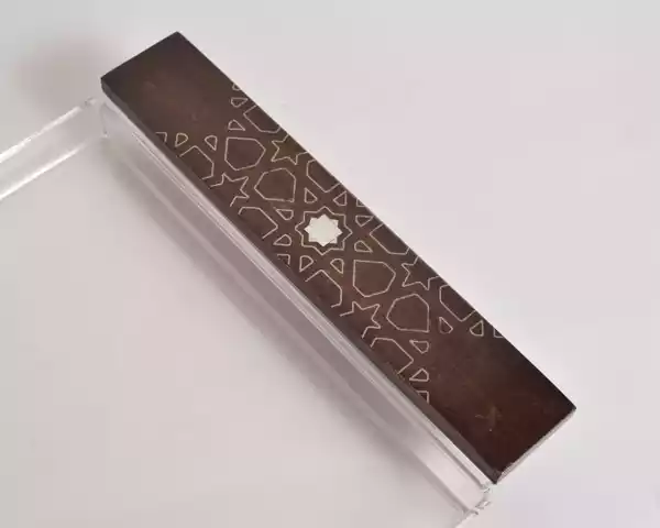 handmade tray a stunning fusion of acrylic & wooden inlaid with pearl pieces in a wonderful geometric shape tray