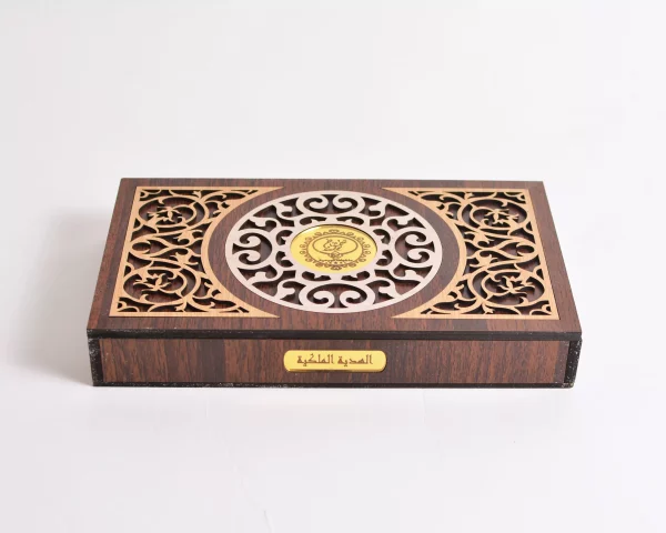DSC_0319 Aleppo Gift set consisting of 6 Laurel soap is natural in a wonderful wooden box
