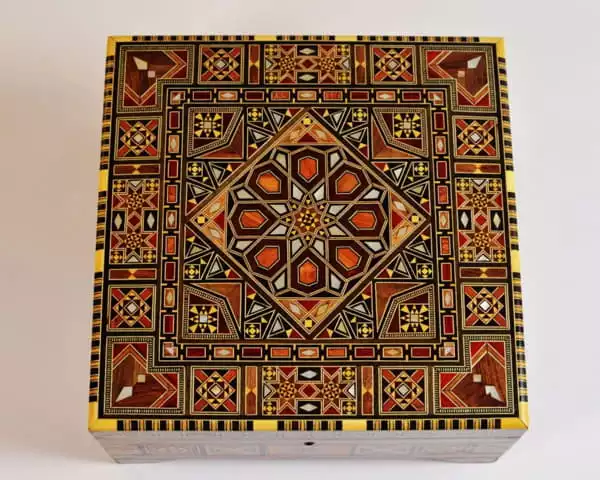 Mosaic Jewelry Box, Square with Key, Handmade, Accessories Box, Makeup Organizer, Home Decor, Bedroom Decor, Gifts