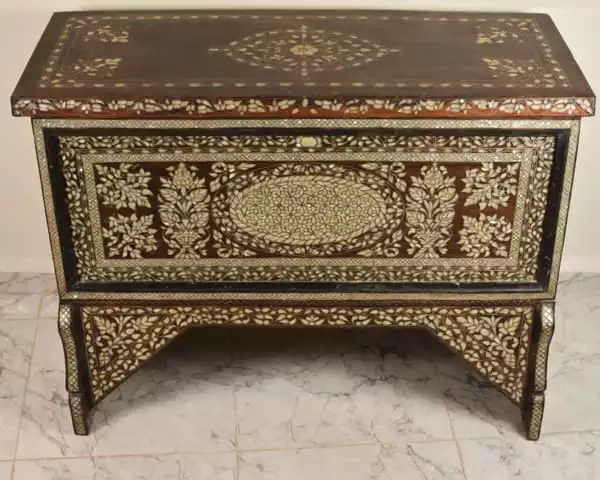 IMG-20230128-WA0142 Handmade antique Damascus mosaic box inlaid with mother-of-pearl