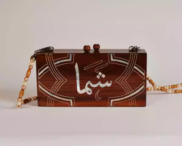 IMG-20231109-WA0004 Handmade women's handbag inlaid with natural mother-of-pearl