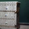 Mirror and console set inlaid with mother-of-pearl from the Taj Collection
