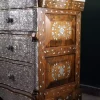 Mirror and console set inlaid with mother-of-pearl from the Taj Collection