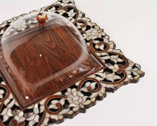 IMG-20240623-WA0009 luxurious tray with a Plexi cover, inlaid with natural mother-of-pearl